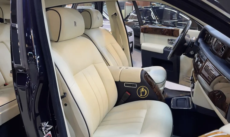 Rolls Royce Phantom Dark Blue Car Dealership in UAE