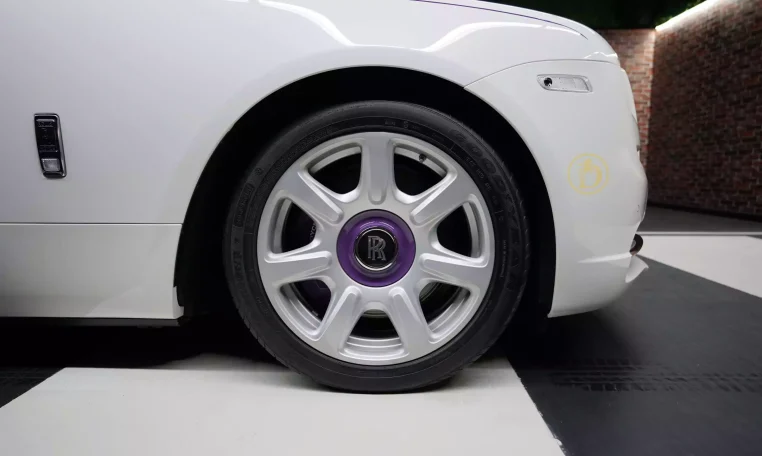 Buy Rolls Royce Dawn in White Car in UAE