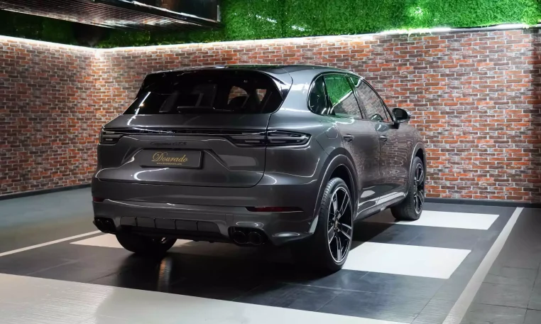Porsche Cayenne GTS Luxury Car for Sale in Dubai