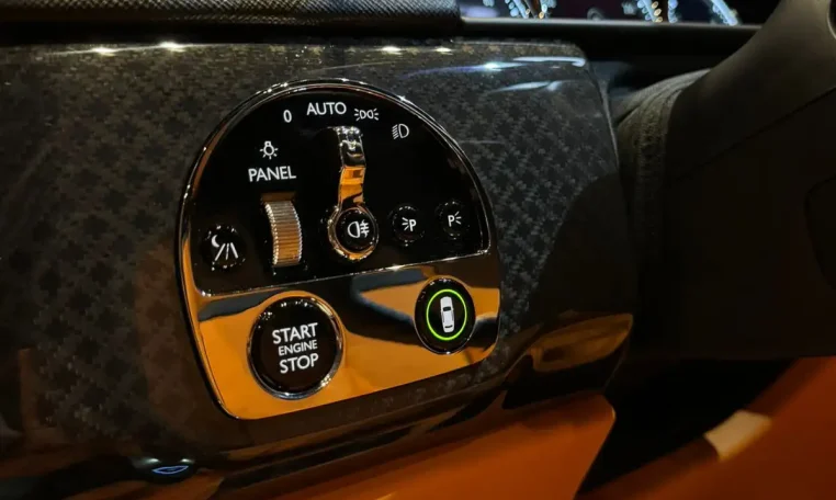 Rolls Royce Cullinan Black Badge Super Car Dealership in UAE