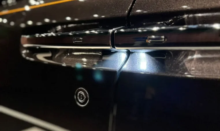 Buy Rolls Royce Cullinan Black Badge Luxury Car in Dubai