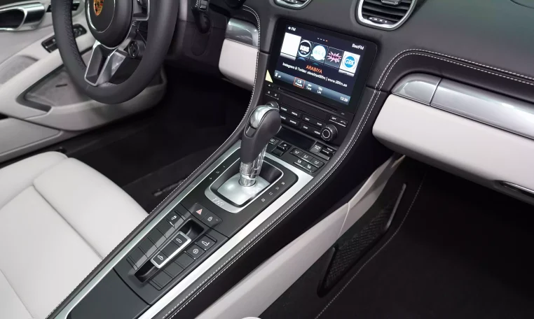 Porsche 718 Boxster Black