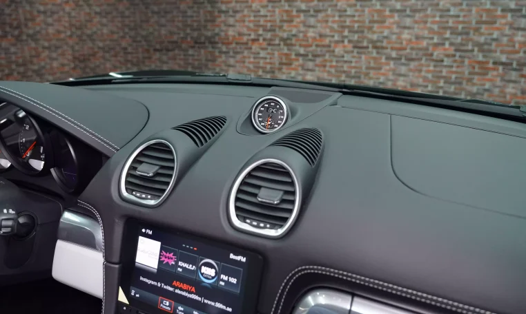 Porsche 718 Boxster Black