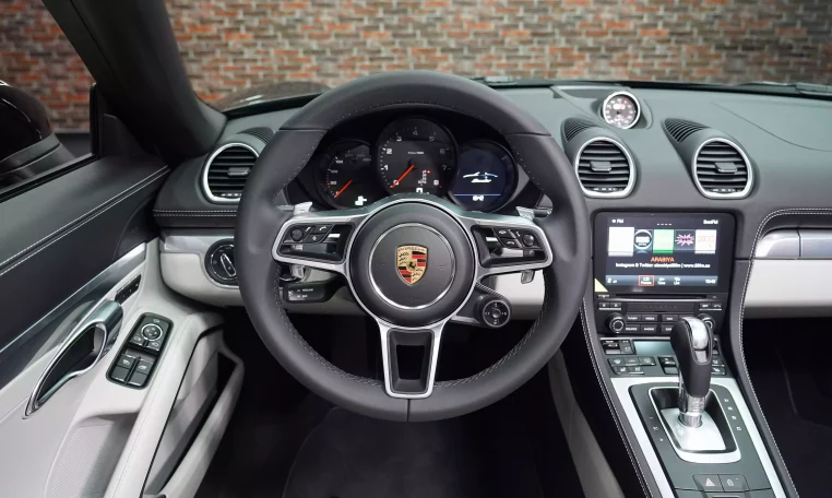 Porsche 718 Boxster Black