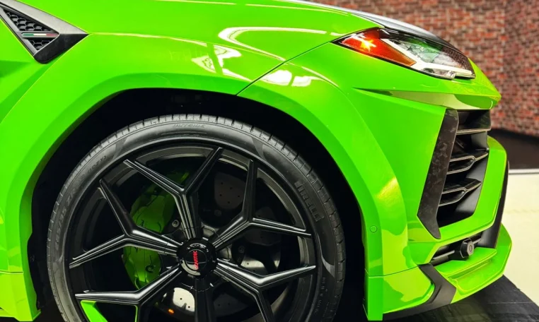 Lamborghini Urus Novitec Green for Sale in UAE