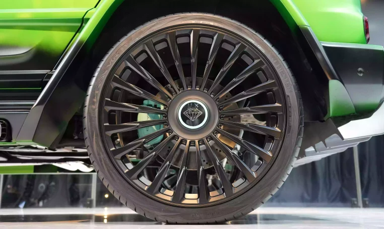 2023 G7X Onyx Concept 1 of 5 Green Light & Black Magno Luxury car for sale