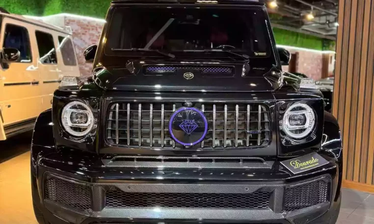 G7X Onyx Concept 2021 Black Exclusive car dealership