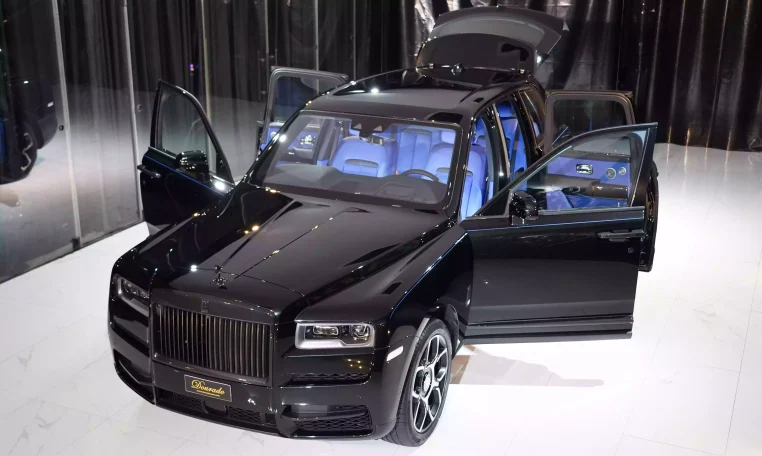 Rolls Royce Cullinan Black Badge for Sale in Dubai