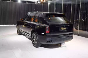 Rolls Royce Cullinan in Diamond Black Luxury Car for Sale