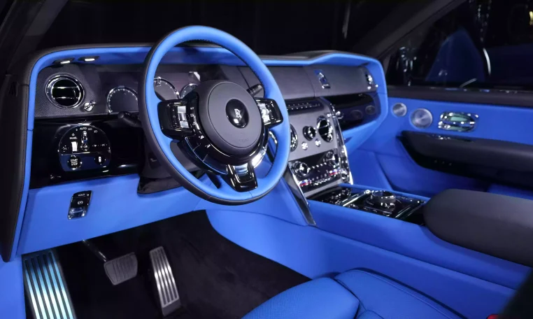 Rolls Royce Cullinan Black Badge Car Dealership in Dubai UAE