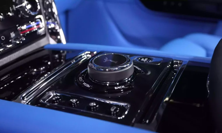 Rolls Royce Cullinan Black Badge Super Car Dealership in Dubai