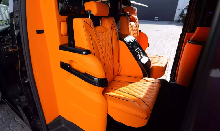 Maybach V-Class Extra LWB in Red Wine & Black