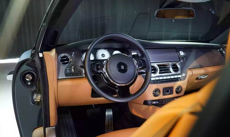 Rolls Royce Wraith Onyx Dealership in Dubai