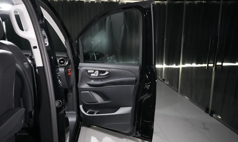 Mercedes-Benz V300D Super Car Dealership in Dubai