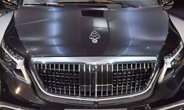 2023 Maybach V-Class Extra LWB Obsidian Black