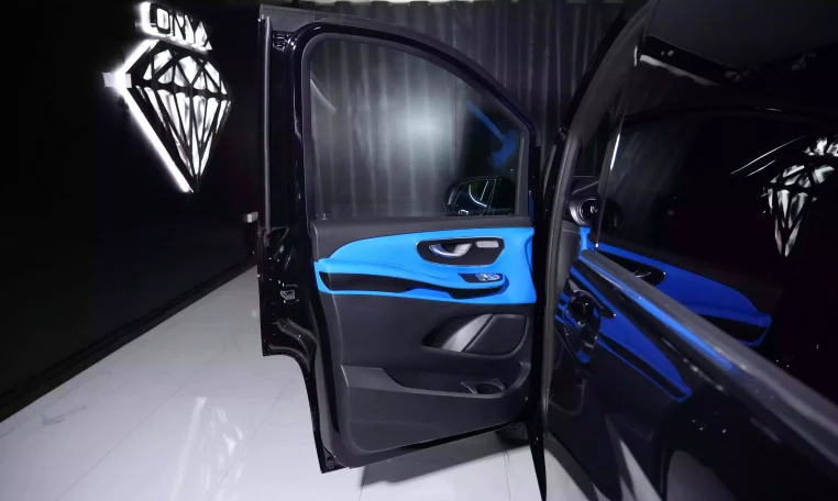 Maybach V-Class Extra LWB Obsidian Black 2023 Dealer