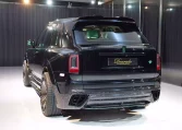 Rolls Royce Cullinan Onyx Concept in Diamond Black & Interior Mint Green for Sale in UAE