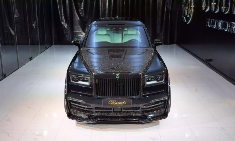 Rolls Royce Cullinan Onyx Concept in Diamond Black & Interior Mint Green Exotic Car for Sale in UAE
