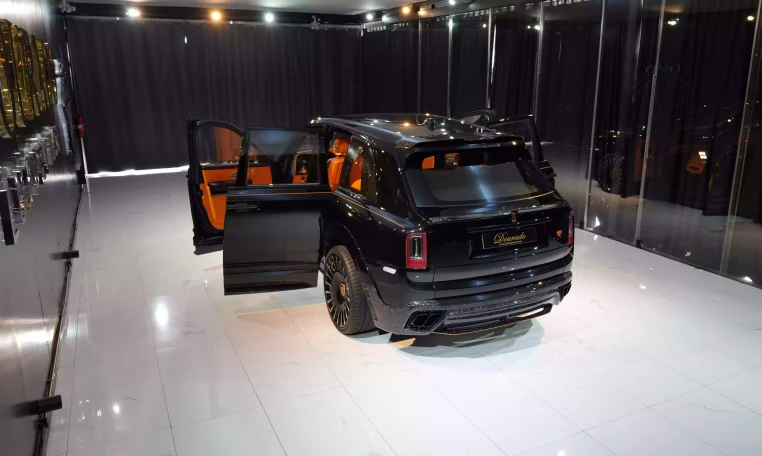Rolls Royce Cullinan Onyx Concept in Diamond Black Car Dealership in Dubai UAE