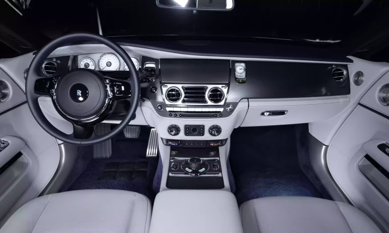 Buy Rolls Royce Dawn in Dubai