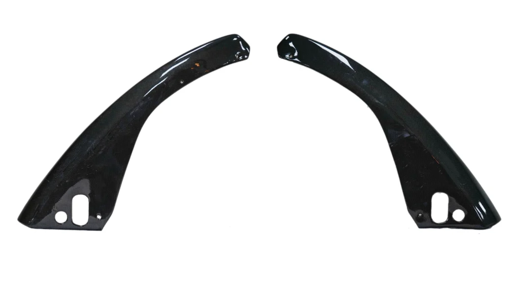 Ferrari 812 Left & Right Front Lip Carbon Splitters Black for sale in dubai