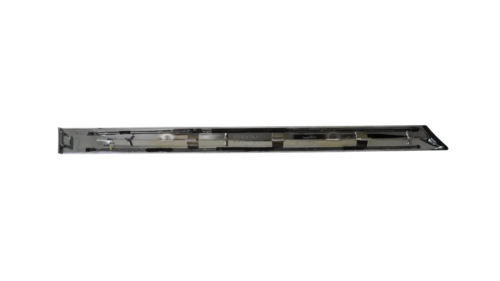 Continental-GTC-Rear-Left-Quarter-Panel-Chrome-Trim-Molding-Silver-OEM-3SD853535-for-sale-in-Dubai-02