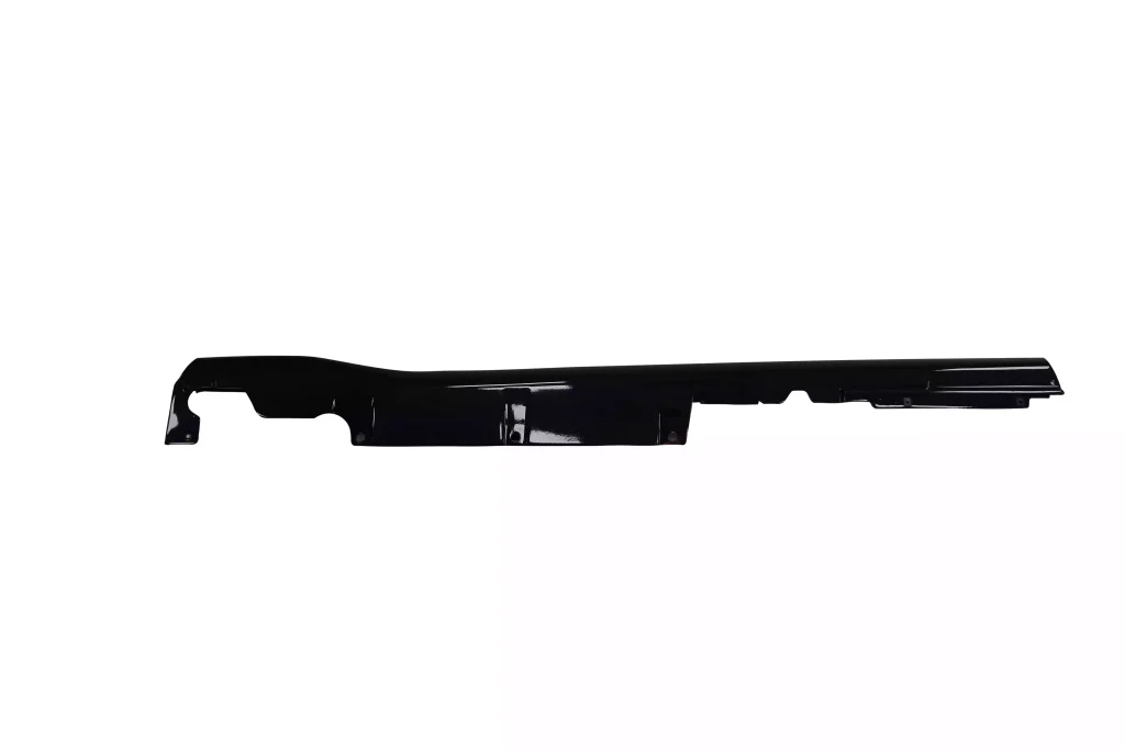 Ferrari 812 Carbon Fiber OUTER SILL COVER RH Carbon Fiber OEM 89130300 for sale in dubai-3