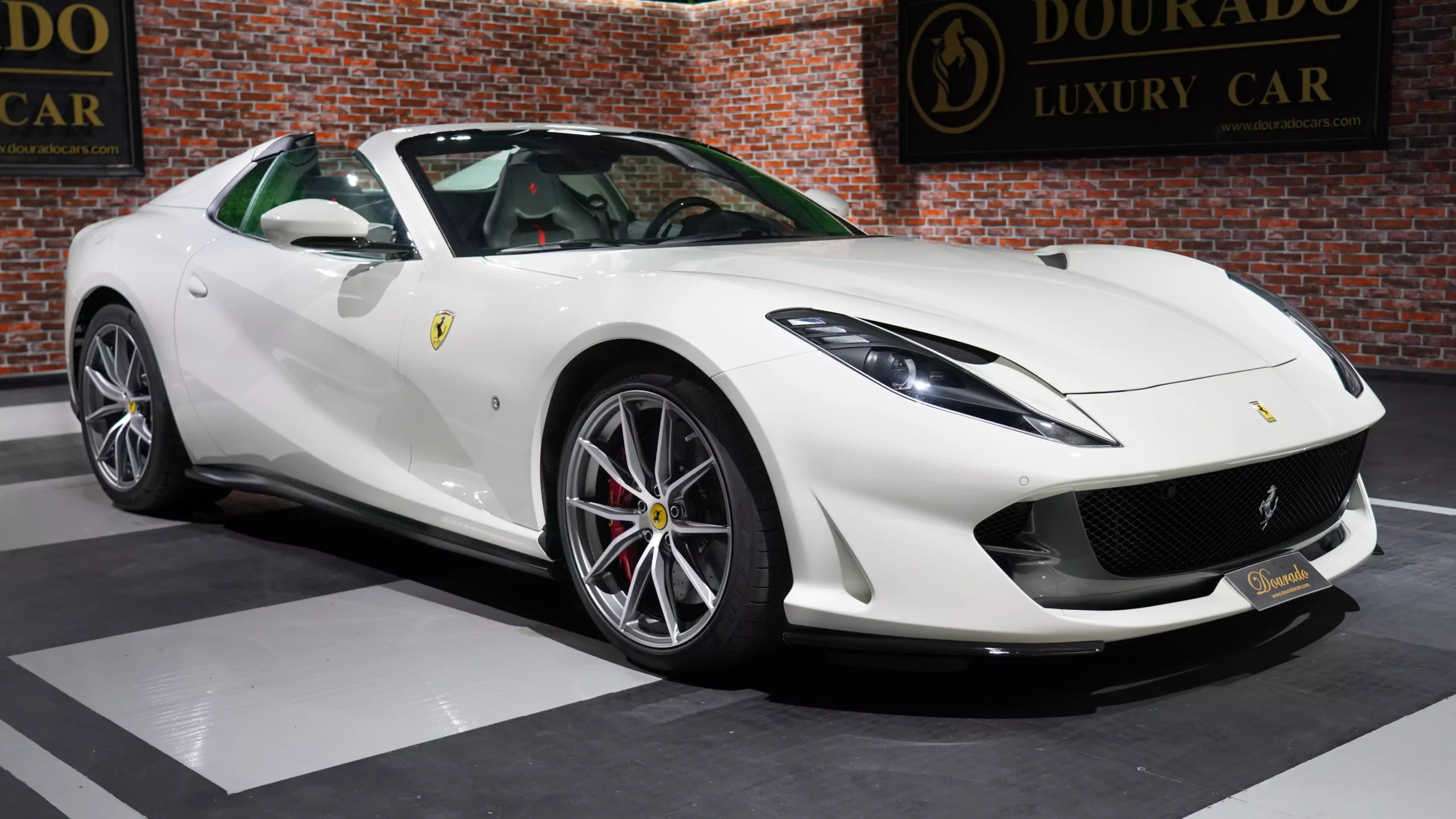 Ferrari 812 GTS for sale in dubai 01