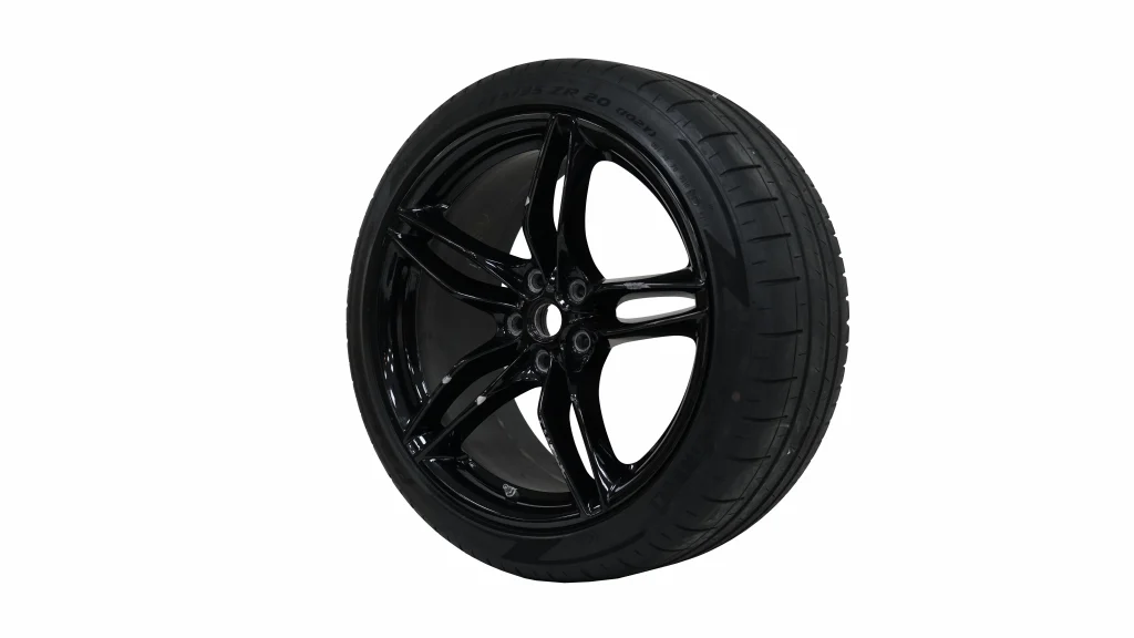 Ferrari 812 Tyres (Pirelli) + Rims Set Black OEM 324158 324159 for sale in dubai-4