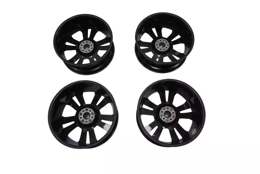 ROLLS ROYCE WRAITH DAWN GHOST OEM Factory Rims for sale in dubai 1