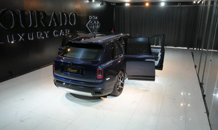 Rolls Royce Cullinan Black Badge in Blue Midnight Sapphire for sale in Dubai