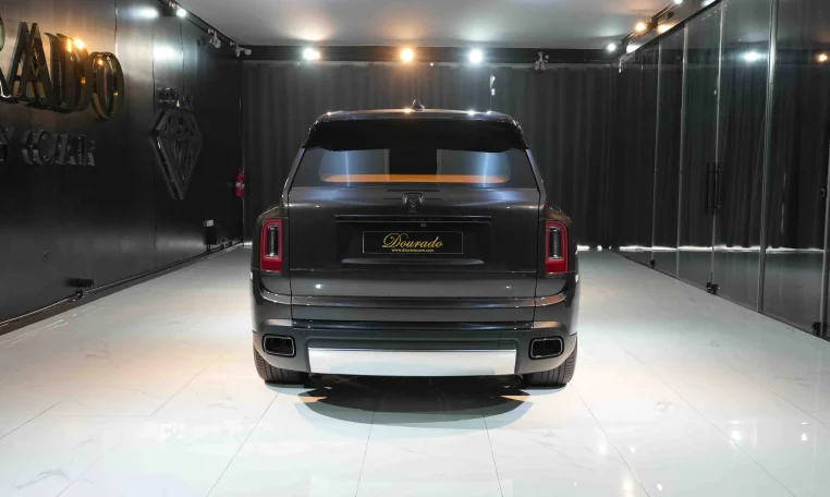 Rolls Royce Cullinan Black Badge in Brown Obsidian Exotic car