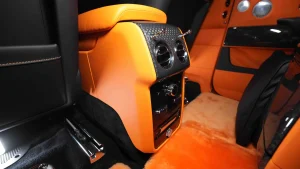 Rolls Royce Cullinan Black Badge in Brown Obsidian luxury car Dealer