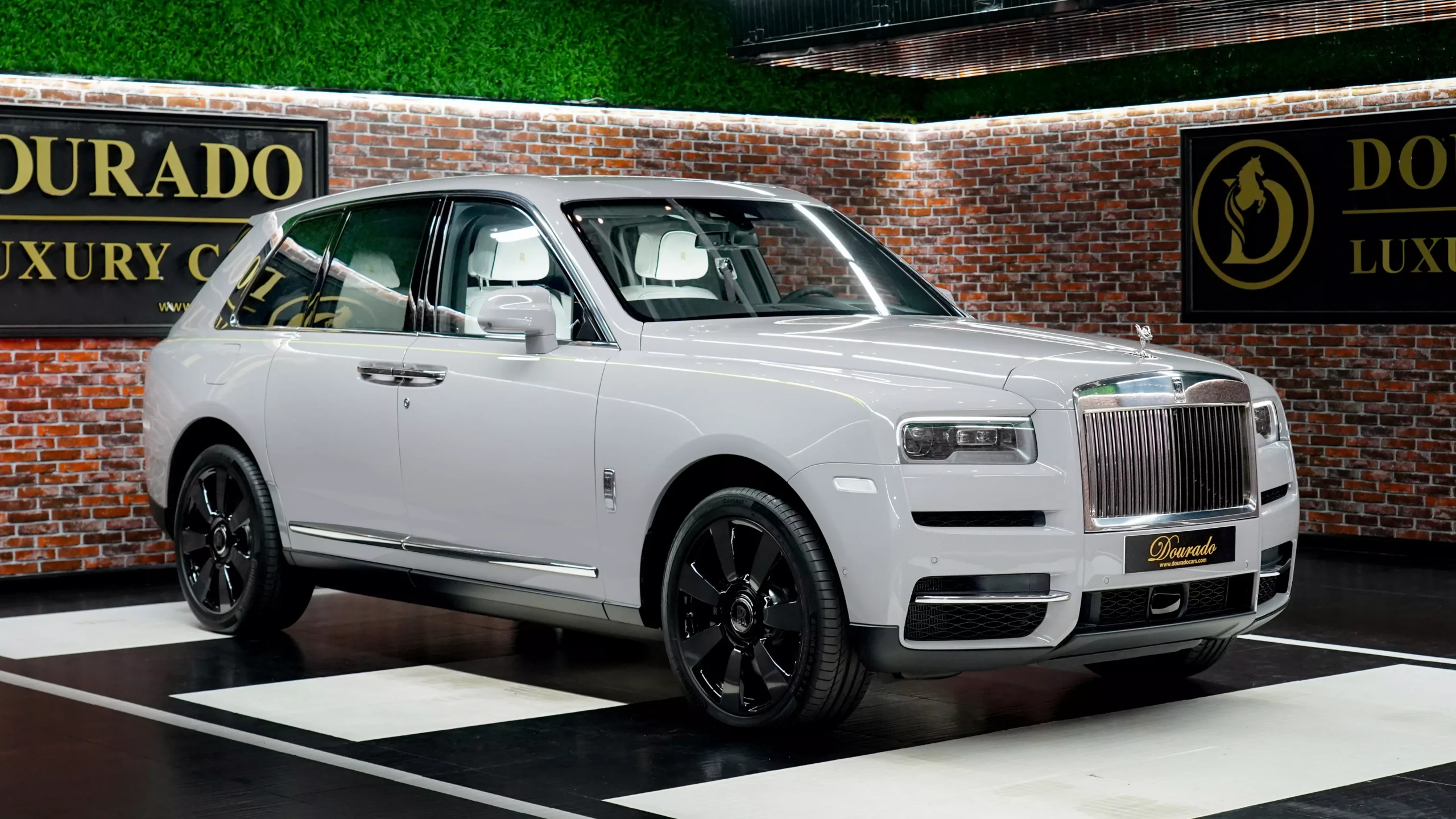 Rolls Royce Cullinan Silver Badge for sale in dubai 1