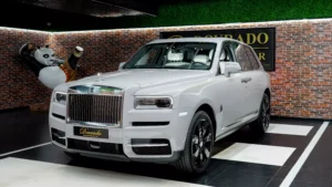 Rolls Royce Cullinan Silver Badge for sale in dubai 5