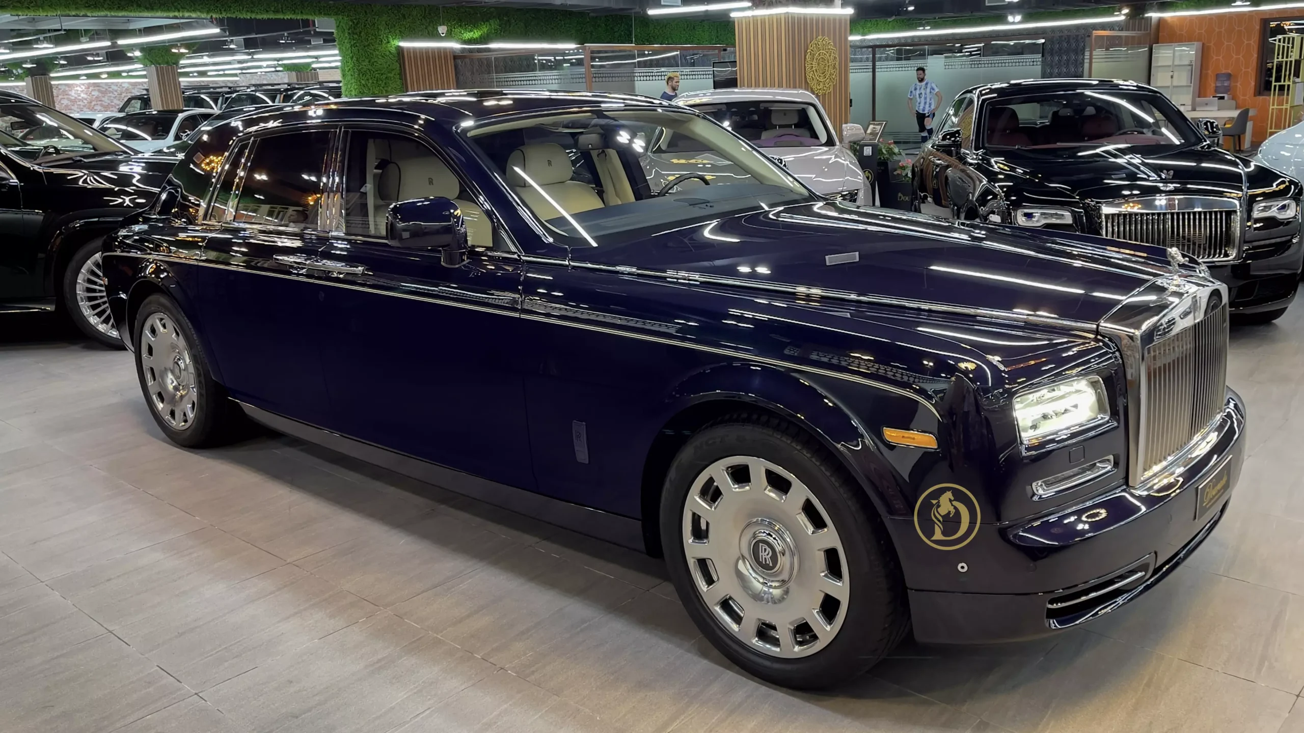 Rolls Royce Phantom for sale in dubai 5