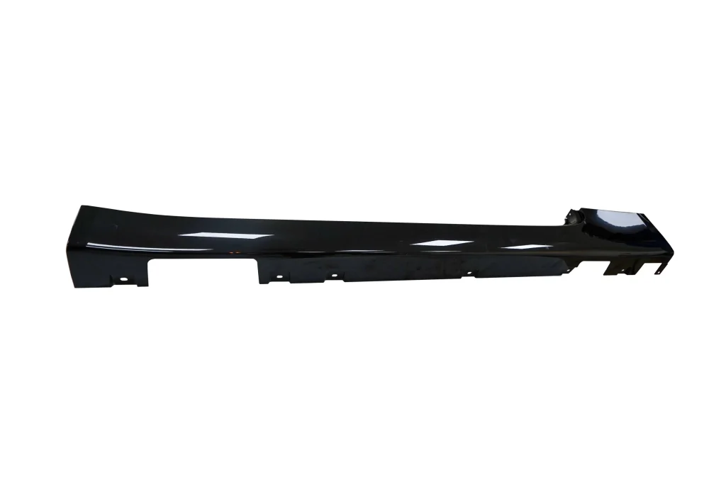 Rolls Royce Wraith Side Trim Panel Sill Right Black OEM 51777301424 for sale in dubai