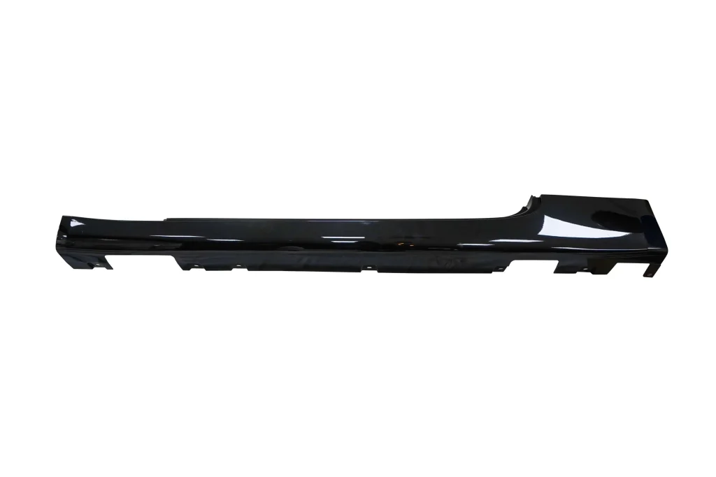 Rolls Royce Wraith Side Trim Panel Sill Right Black OEM 51777301424 for sale in dubai