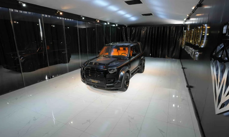 Land Rover Defender 110 P400 X Edition Lumma CLR LD Black for sale in Duabi