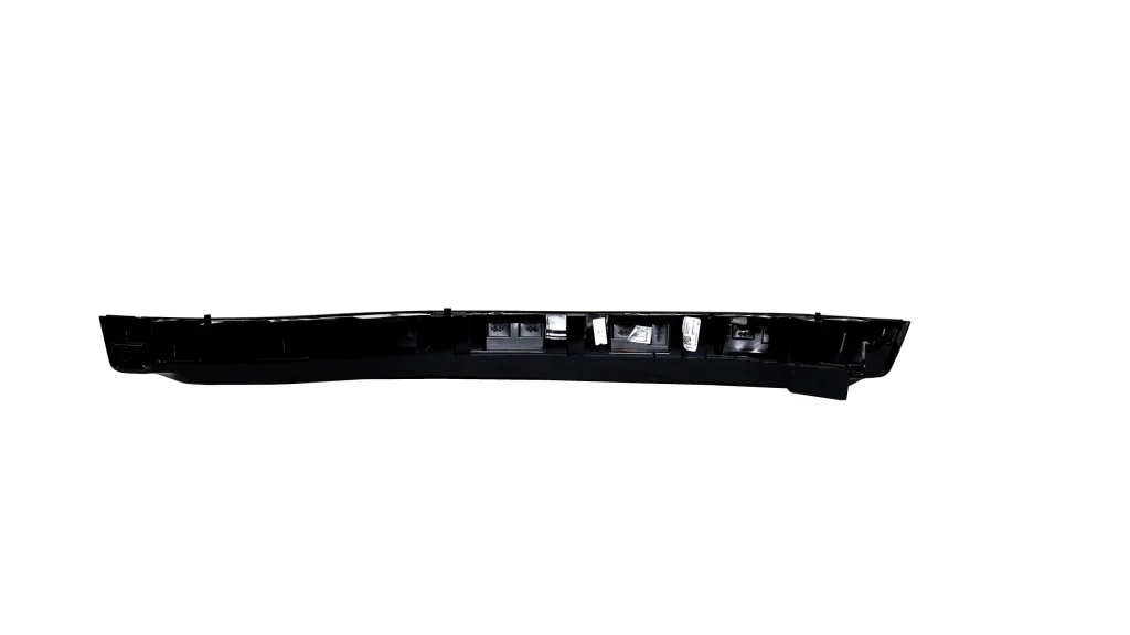 Mercedes-Benz G-63 Rear RH Wheel Thread Mudguard Widening Gloss Black OEM A4638805803 for sale in dubai