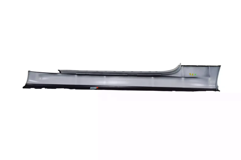 ROLLS ROYCE DAWN Side Trim Panel Sill Left Snow White OEM 51777371323 for sale in dubai