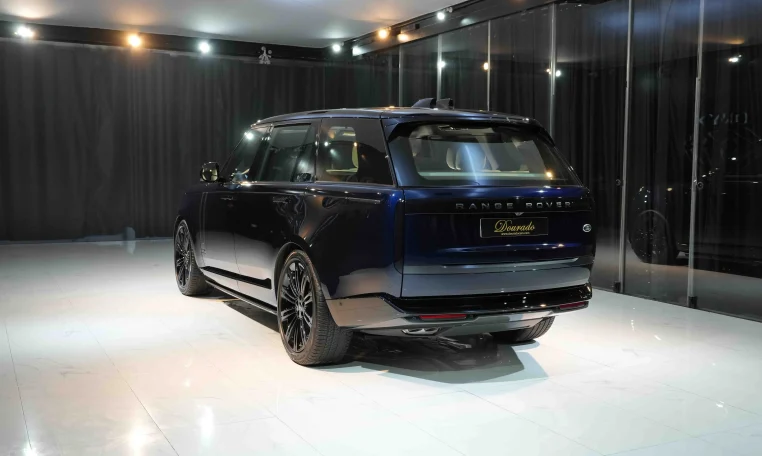 Range Rover Autobiography P530 LWB