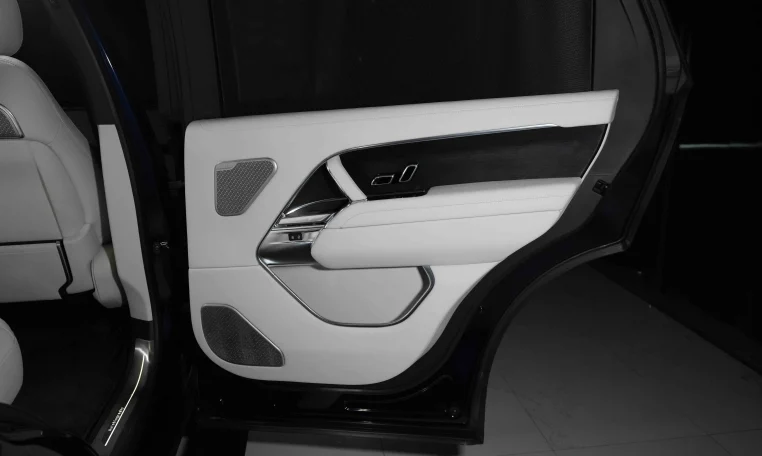 Range Rover Autobiography P530 LWB