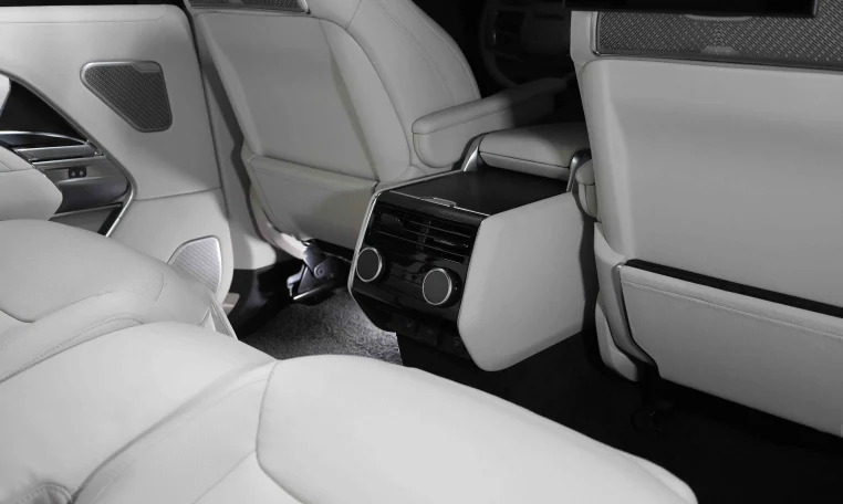 Range Rover Autobiography P530 LWB