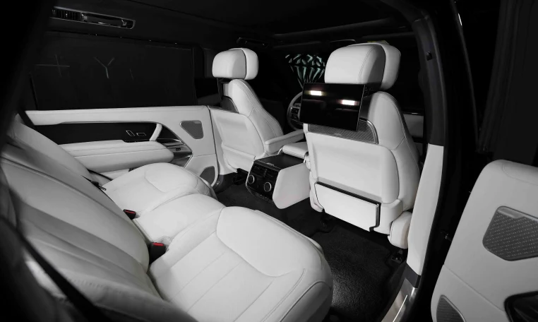 Range Rover Autobiography P530 LWB