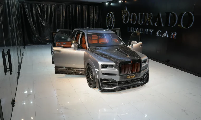 Rolls Royce Cullinan Black Badge Onyx Exotic Car