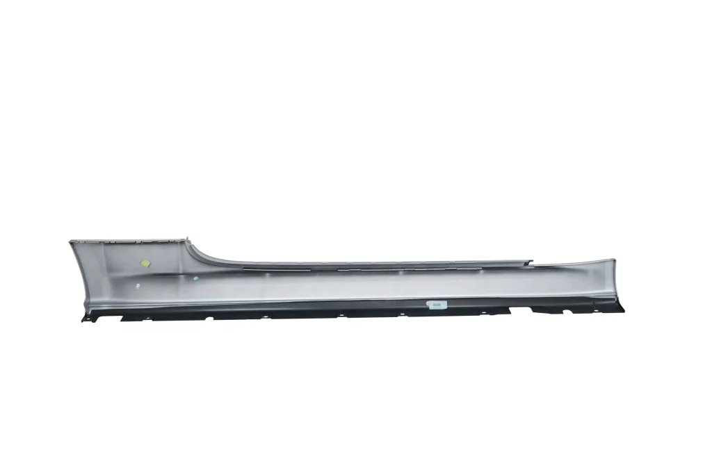 Rolls Royce Dawn Side Trim Panel Sill Right Silver II Metallic OEM 51777371324 for sale in dubai