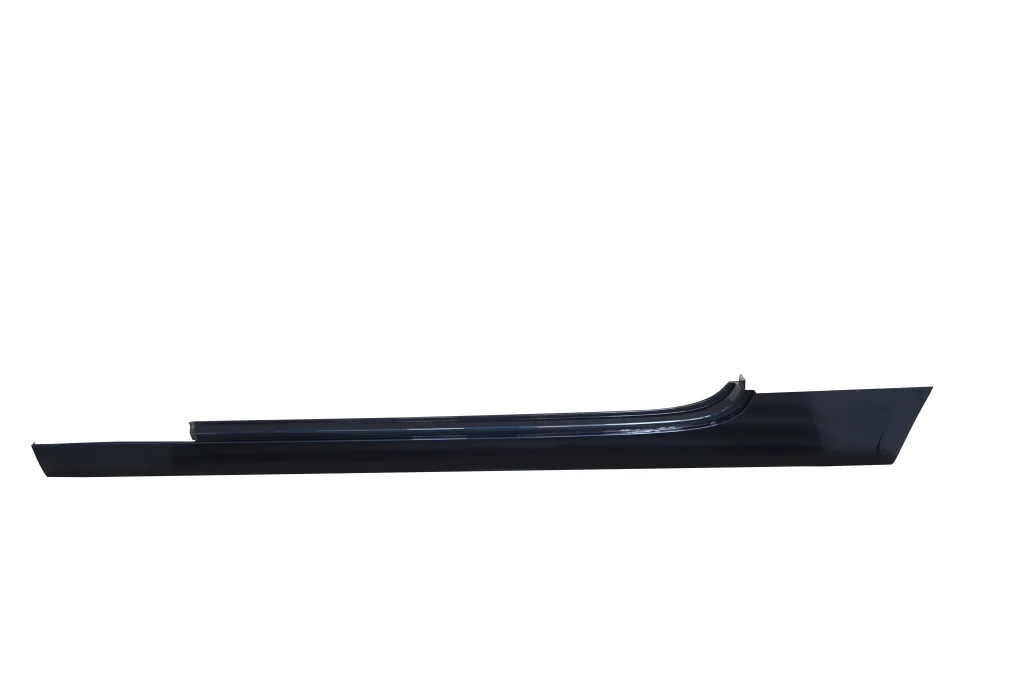 Rolls Royce Wraith Side Trim Panel Sill Right Midnight Sapphire 51777301424 for sale in dubai