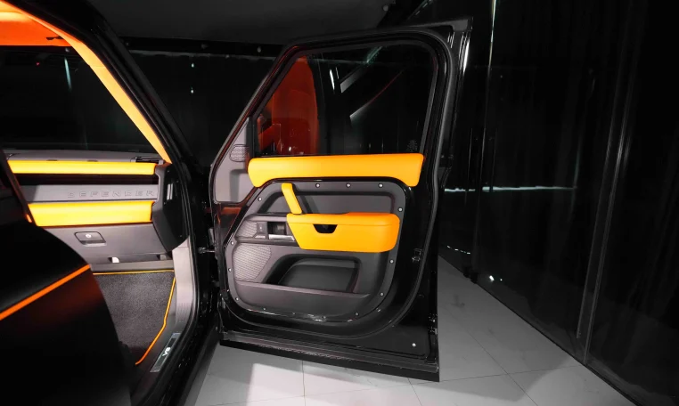 Land Rover Defender 110 P525 Lumma CLR LD Black for sale in Dubai