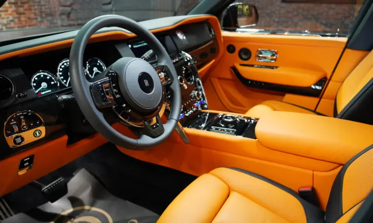 Rolls Royce Cullinan Onyx Concept gold for sale in Dubai